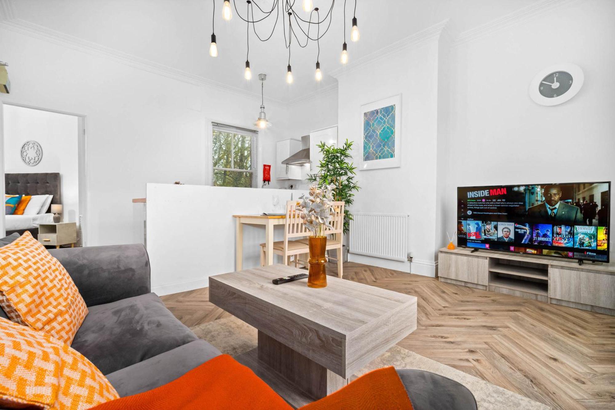Luxury Apartment - Wolverhampton - Netflix - Smart Tv - Fast Wifi - 7Apc Exterior foto